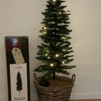 Kunstig juletræ på spyd